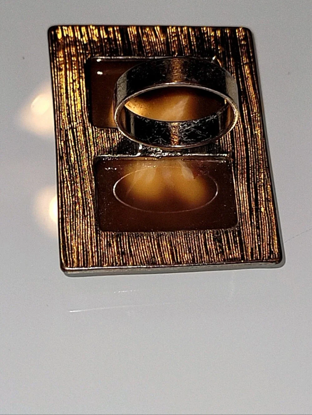 Statement Square Resin Ring Size 7 Cream Marbled Gold Tone Retro